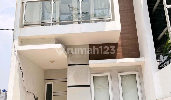 Rumah Siap Huni di Kelapa Gading