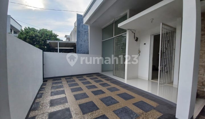 Rumah Baru Renovasi di Kelapa Gading