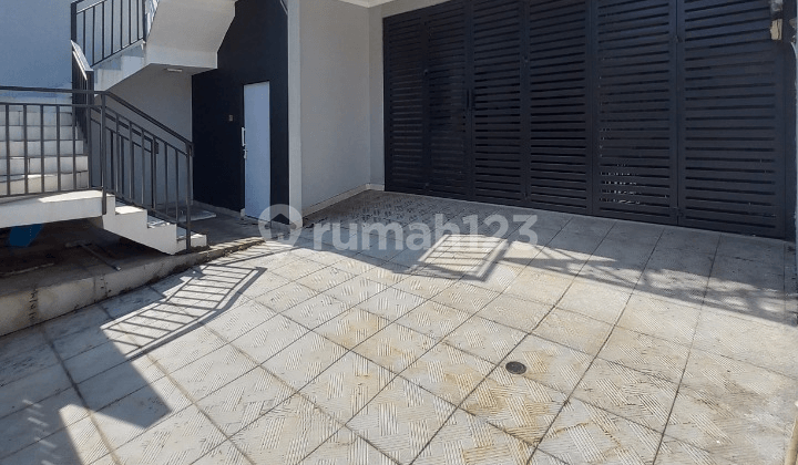 Siap Huni, Rumah, SHM, Dekat Akses LRT