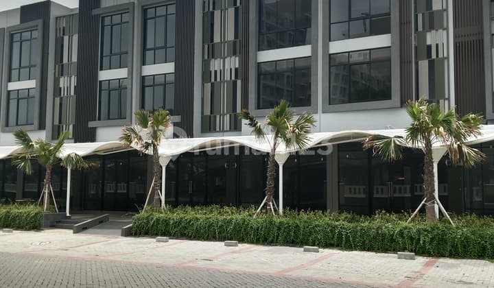 Ruko 3 Lantai Surabaya Pakuwon City , Ciamik Pool