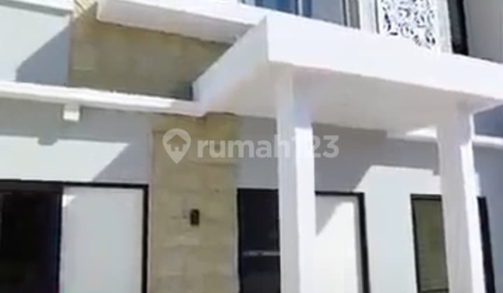Rumah 2 Lantai Surabaya Timur " Eco Medayu" Ciamik Pool