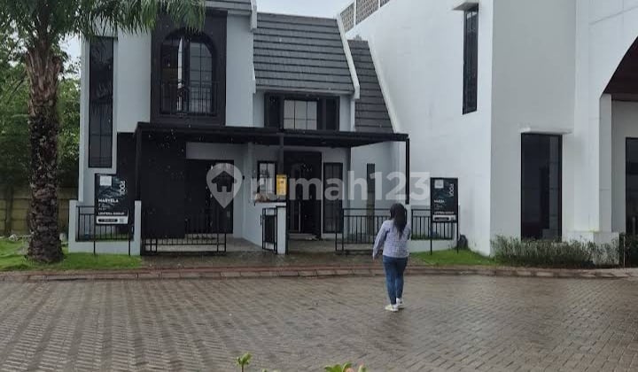 Rumah Menganti Gresik ,Dekat Pasar Menganti" Denaila Park"