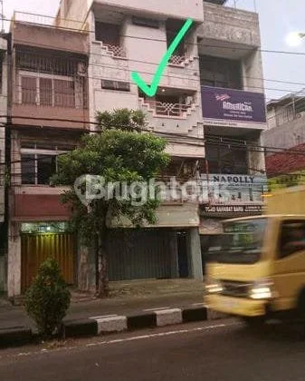 Ruko Raya Kapasan .simokerto Surabaya . Ruko Raya Kapasan .simokerto Surabaya .