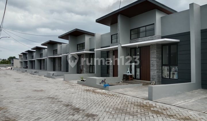 Rumah Surabaya Rungkut Wonorejo Dekat Raya Meer