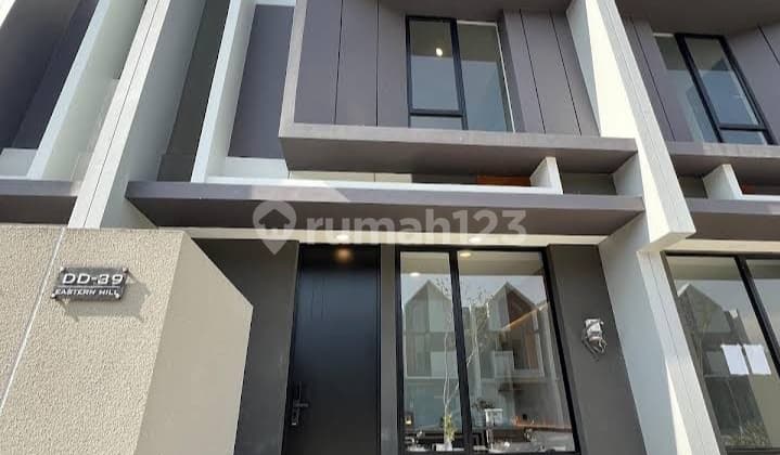 Rumah 2 Lantai Surabaya Timur " Grand Estern " Ciamik Pool