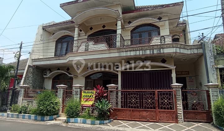 Rumah Kost Malang Kota 22 Kamar Passive Income Area Klojen Kayutangan Investasi Pensiun