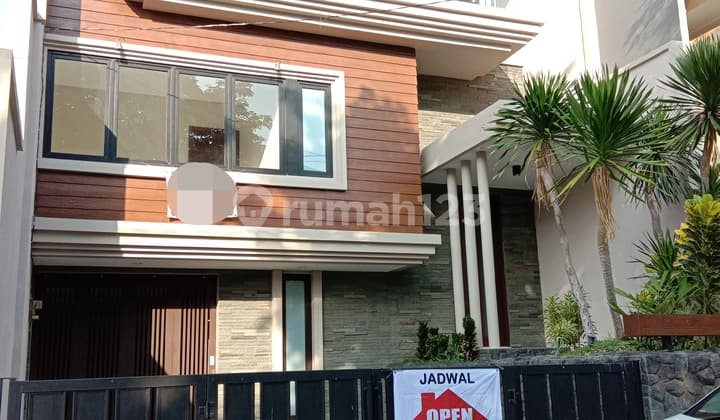 Rumah Galaxi Bumi Permai Araya Surabaya BARU 3Lantai Split Level Dkt Klampis Manyar Kertajaya