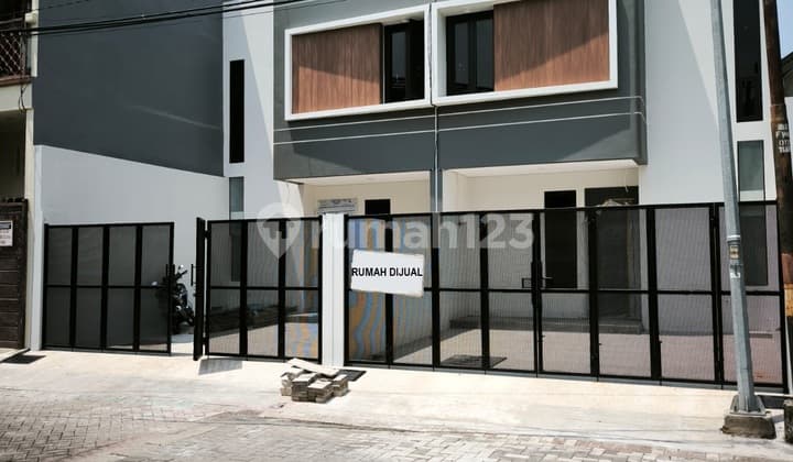 Mulyosari Rumah Baru 2Lantai Lux Dkt Unair Its Muhammadiyah Sutorejo Bhaskara Wisma Permai