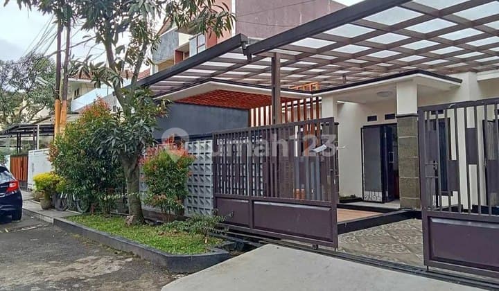 Rumah Bagus Minimalis Komplek Kawaluyaan Indah
