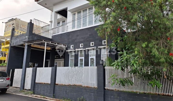 Rumah Lux Harga Bawah NJOP di Margahayu Raya