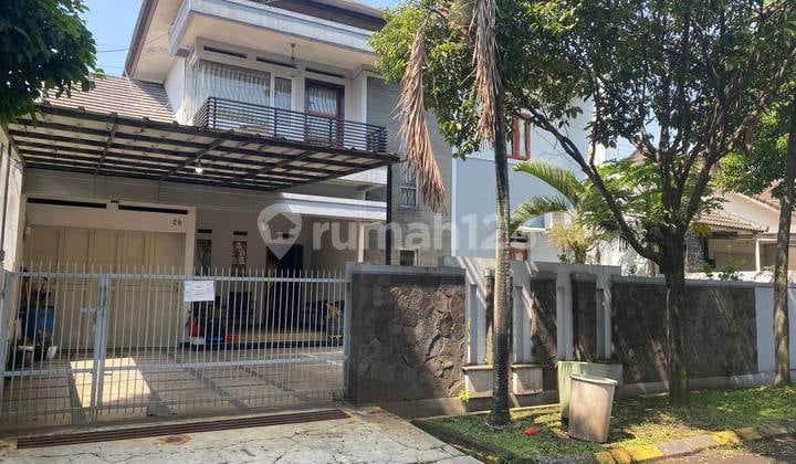 rumah bagus 2 lantai dalam cluster batununggal