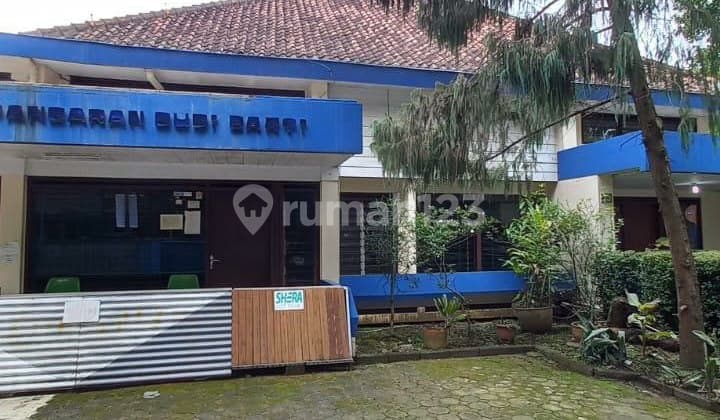 rumah lama terawat hitung tanah Burangrang Gatot Subroto