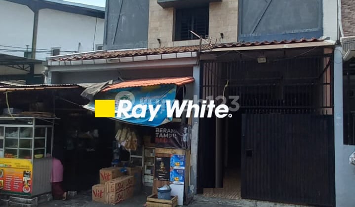 Dijual kost2an bagus 20 kamar, lokasi strategis, tdk banjir di kebon jeruk jakarta barat