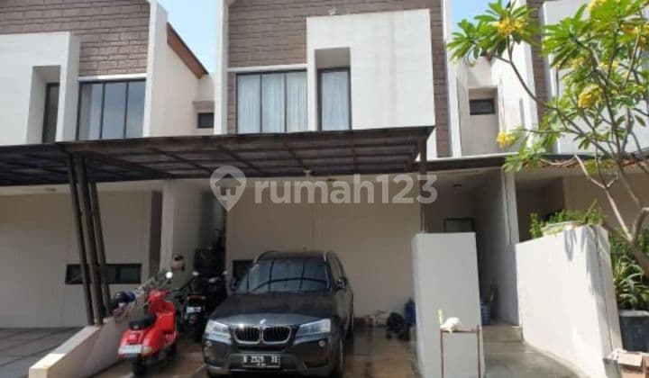 DiJual rumah minimalis modern di pomentia residence jagakarsa