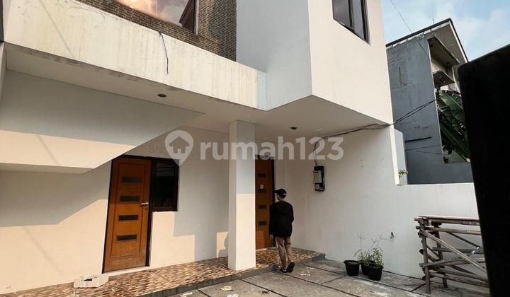 Dijual rumah di dalam Pasar minggu