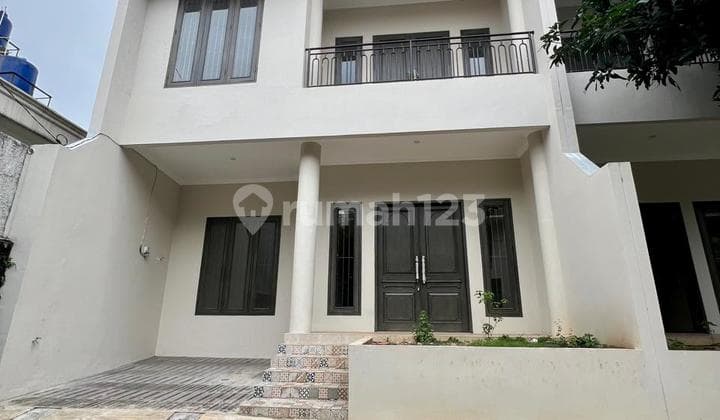 Disewakan Rumah Baru Dalam Townhouse di Pejaten Jakarta Selatan