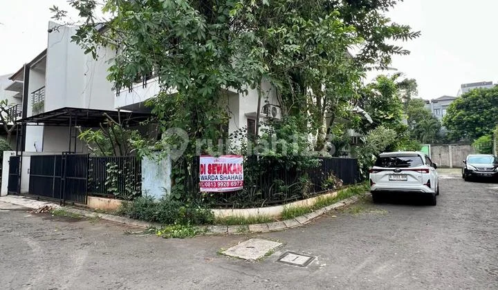 Disewakan Rumah Di Kebagusan Town House Furnished