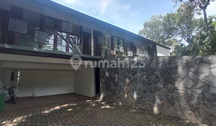 Disewakan Rumah Dalam Town House