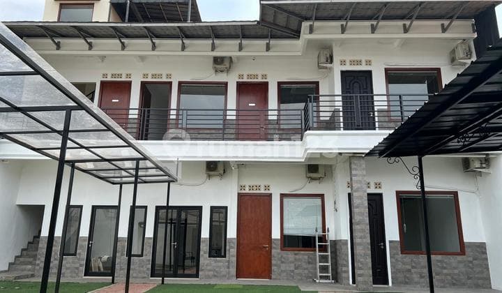 For Rent 3 Attached Shophouses in Limo Depok West Java