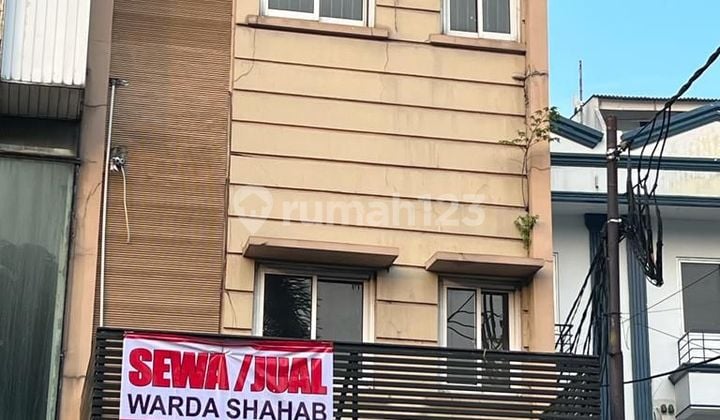 Disewakan Ruko di Jalan Raya Pasar Minggu Jakarta Selatan