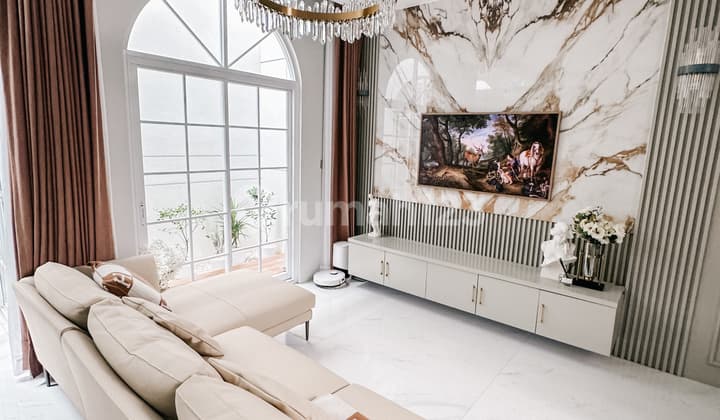 Dijual Cepat Rumah Mewah Golf Island PIK, Uk 8x15 Renov Interior Full Furnished Bagus