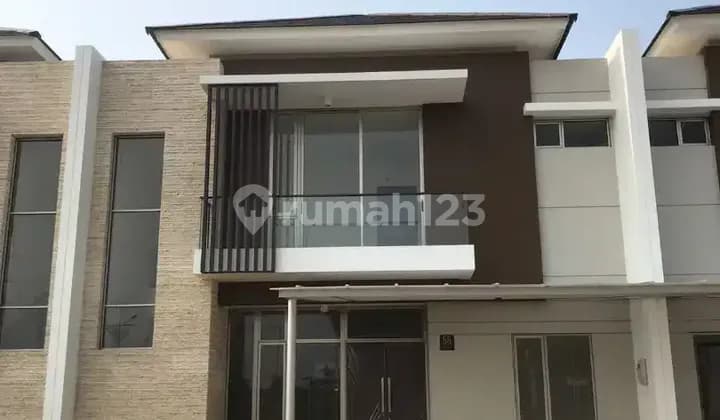 Disewakan Rumah 10x15 Hoek PIK2 Cluster Danau Harga 170jt/Thn