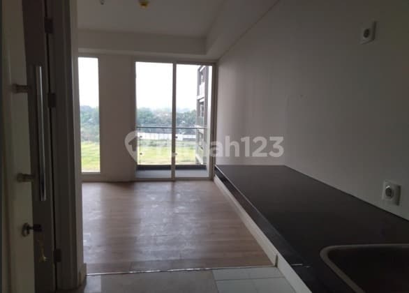 Quick Sale Cheap Empty Studio Apartment at Landmark Residence