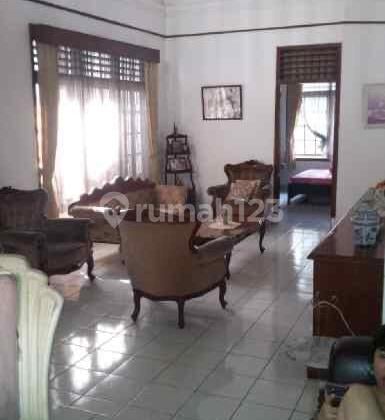 Dii Jual Cepat Rumah Tua di Cigadung Belakang Tmp Cikutra