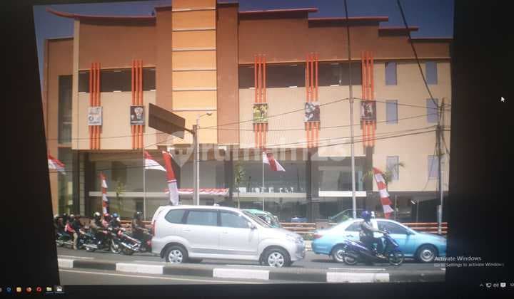 For Sale Or Rent Ruang Usaha di Soekarno Hatta