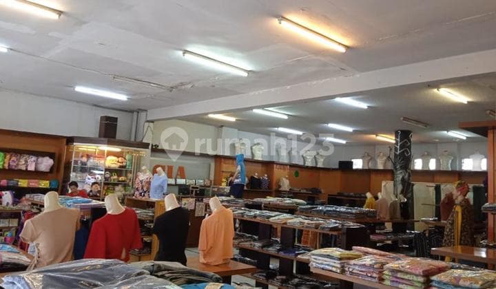 For Rent Or Sale Shop in Cihampelas Strategic Location