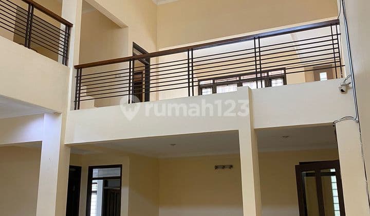 For Sale Nice Well-Maintained House in Setra Indah