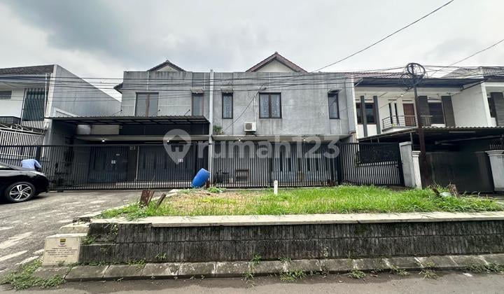 Disewakan Rumah Bisa Usaha Strategis Luas Di Mainroad Batununggal