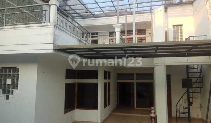 Disewakan Rumah Nyaman Luas Terawat Siap Huni di Padalestari