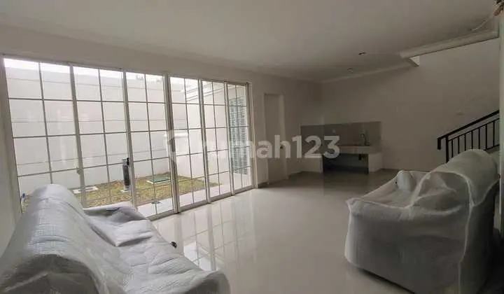 For Sale New 2-Story Lux Modern House in Anapuri Podomoro Park