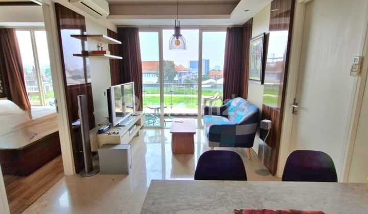 Dijual Apartment 2 Kamar View Pool Furnish di Landmark Residence