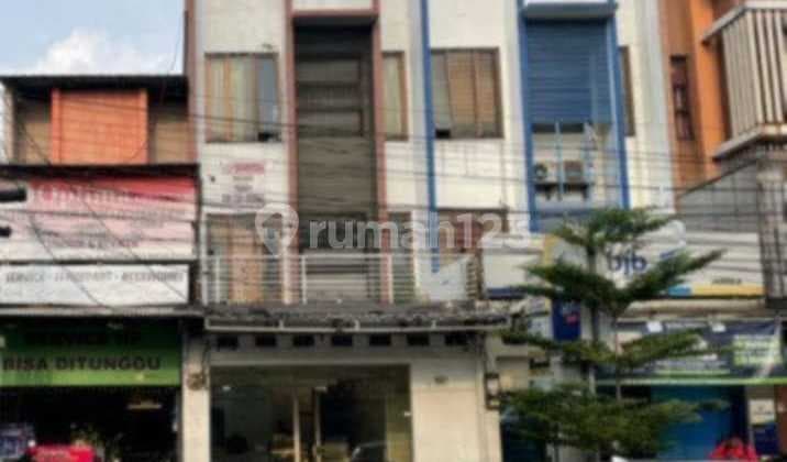 Disewakan Ruko 3 Lantai Strategis Jajaran Bank di Jamika