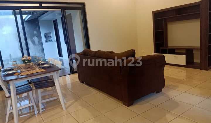For Rent/ For Sale House in Lokacitra Kbp West Bandung