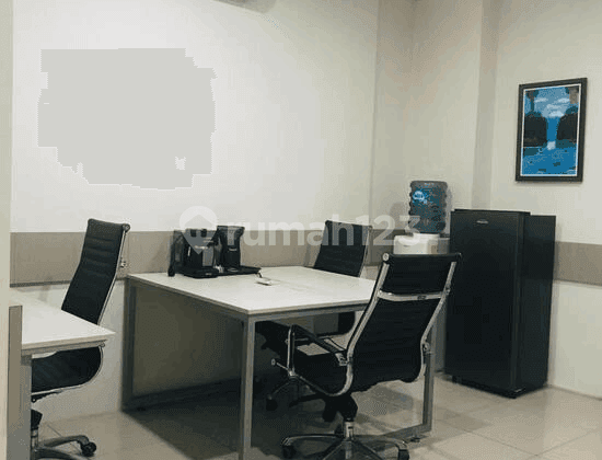 Ruko 3 Lantai di Cinere Siap Pakai 10532 Rd