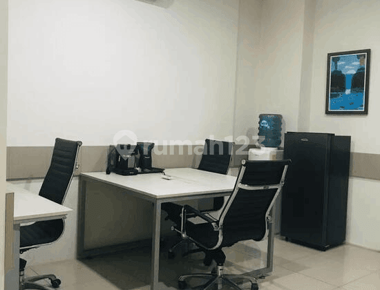 Ruko 3 Lantai di Cinere Siap Pakai 10532 Rd