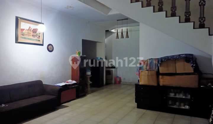 Rumah 2 Lantai SHM di Pulo Asem, Jakarta Timur