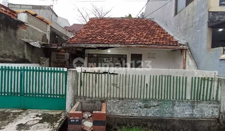 Rumah Tua Hitung Tanah Lokasi Strategis Di Rawamangun, Jakarta Timur
