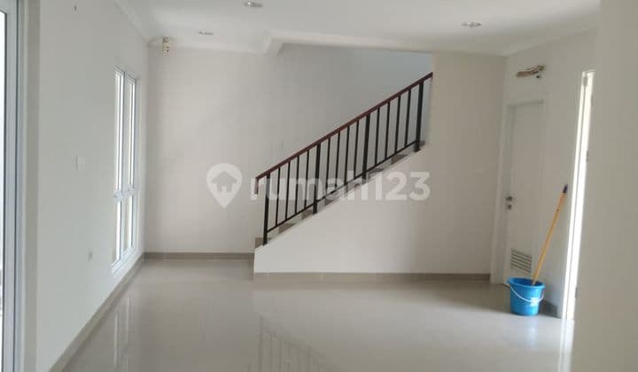 Tidy and Ready-to-Occupy House in the Rossini Cluster, Gading Serpong