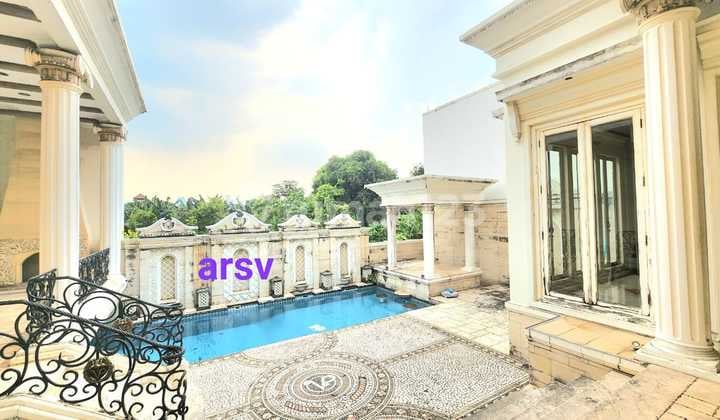 Rumah Gaya Davinci di Komple Elit Pancoran Jakarta Selatan