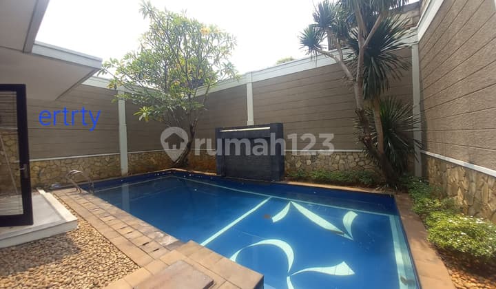 Luxury House With Swimming Pool in Kemang, South Jakarta