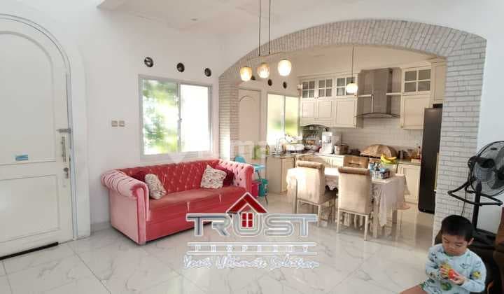 Dijual Rumah Bagus Ada Swiming Pool Di Sektor 9 Bintaro Jaya