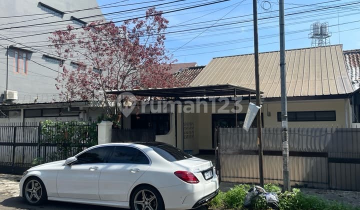 Rumah Disewa Pajajaran Husein Bandara