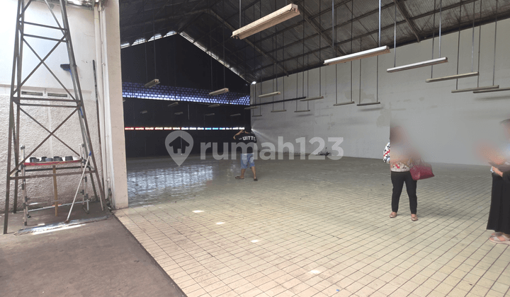 Commercial Warehouse for Rent in Medan Satria, Bekasi