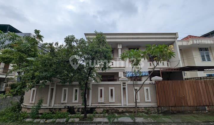 Dijual Rumah 2lt 3kt 3km Hook di Taman Palem Lestari Blok Cc