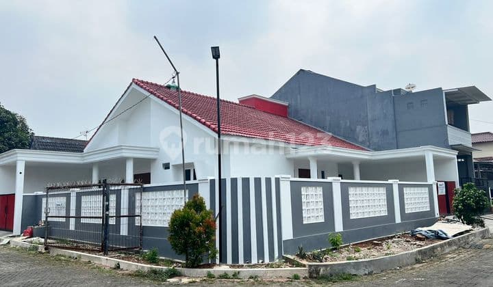 Dijual Rumah Hook di Taman Royal, Tangerang