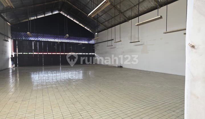 Disewakan Gudang Komersil di Medan Satria Bekasi